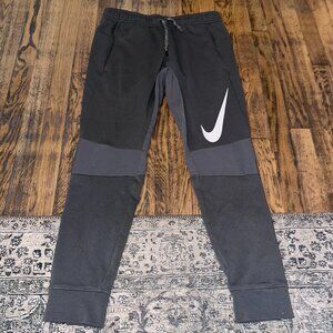Nike Dri-FIT Cuffed Men's Training Trousers - Dark Gray - Men's Medium